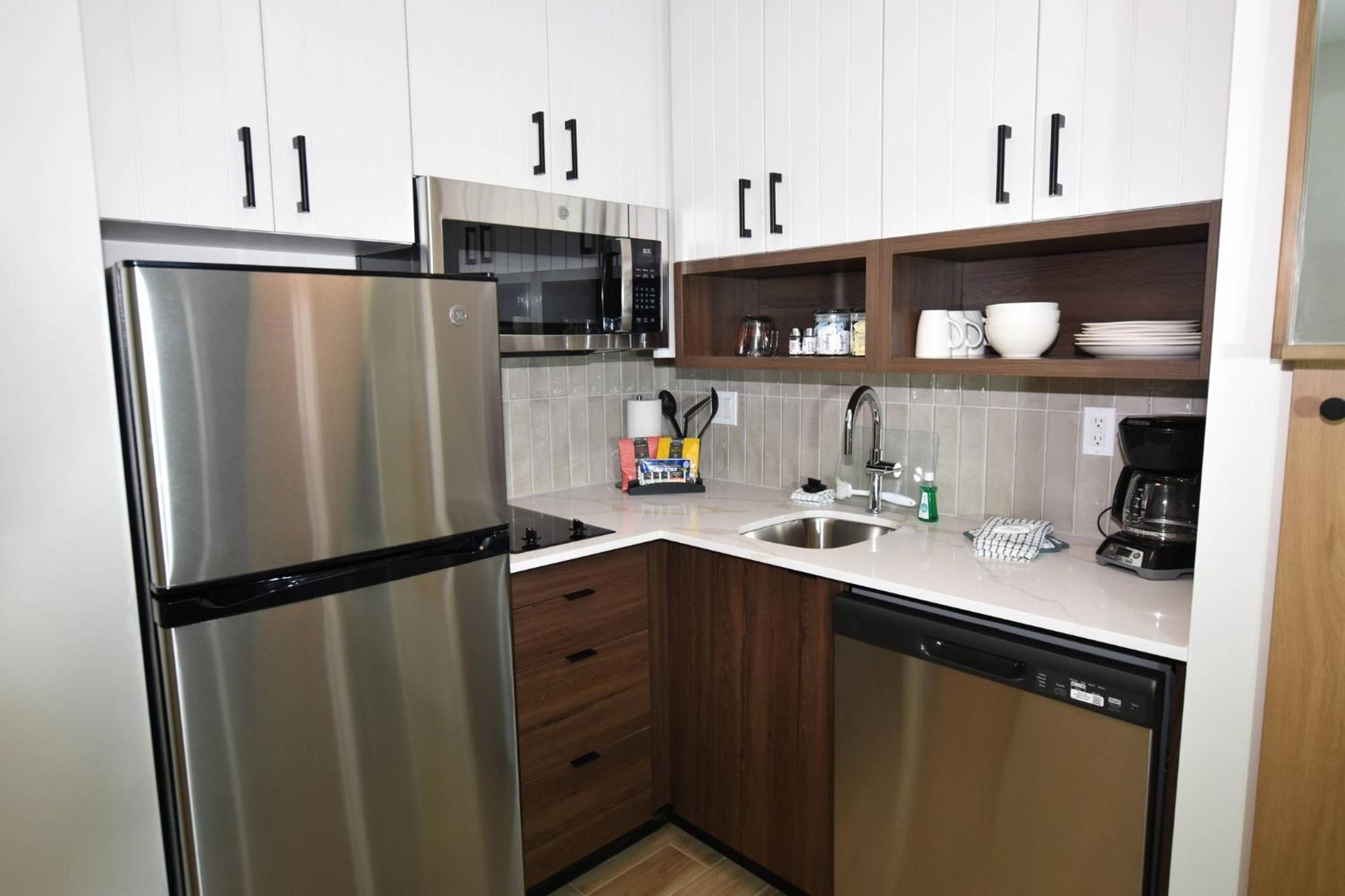 Staybridge Suites Detroit-Novi By Ihg Bagian luar foto